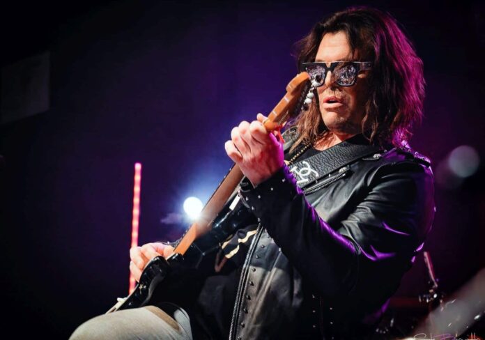 Gianluca-Grignani_ph.-SteBrovettoPh_20240329-230948-P3981902_DxO_b-aspect-ratio-535-375