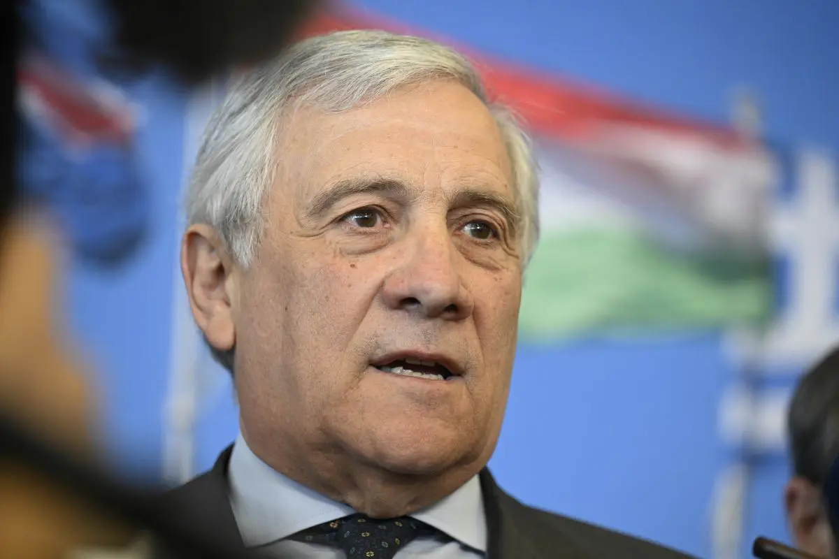 Tajani-2