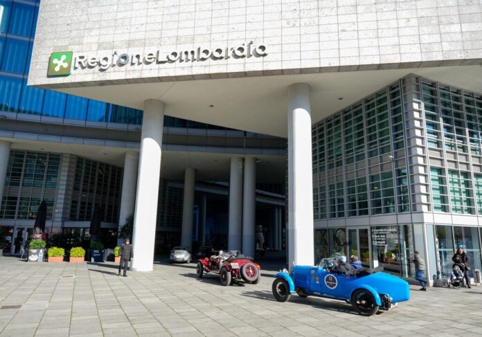 auto-regione-aspect-ratio-535-375