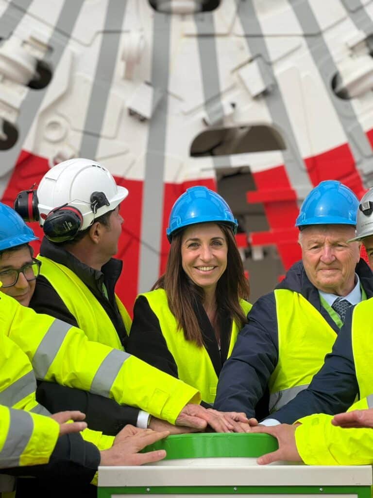 Torino-Lione, svelata la prima talpa per lo scavo del tunnel di base in Italia