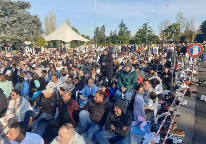 islam-aspect-ratio-535-375-696x488