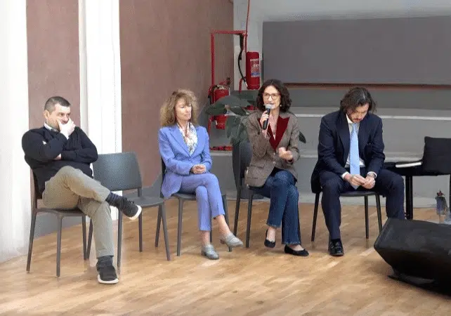 stati-generali-centrodestra-varese-gelmini-2-aspect-ratio-535-375