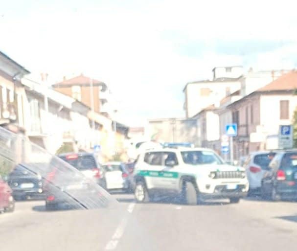 Magenta: tamponamento in piazza Kennedy, nessun ferito