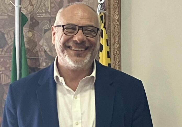 ENZO-TENTI-aspect-ratio-535-375