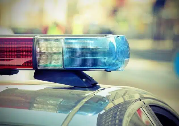 Polizia-foto-generica-shutterstock-696x442-1-aspect-ratio-535-375