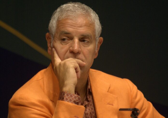 c9898dc5-7e45-4ca6-8d1f-791156b4c445-scaled-aspect-ratio-535-375