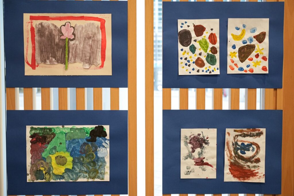 Autismo, a Palazzo Lombardia la mostra “Cuore in bozza”