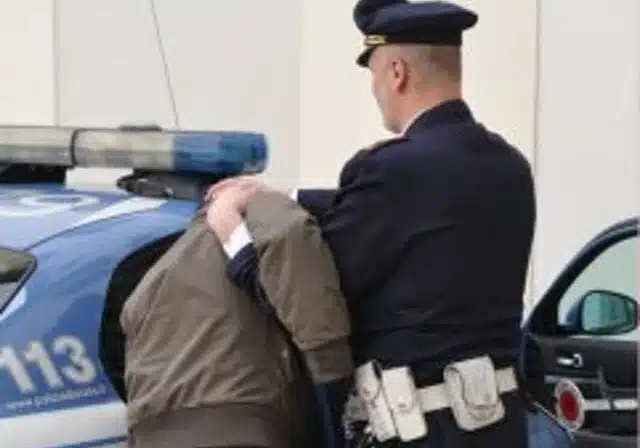 polizia-3-aspect-ratio-535-375