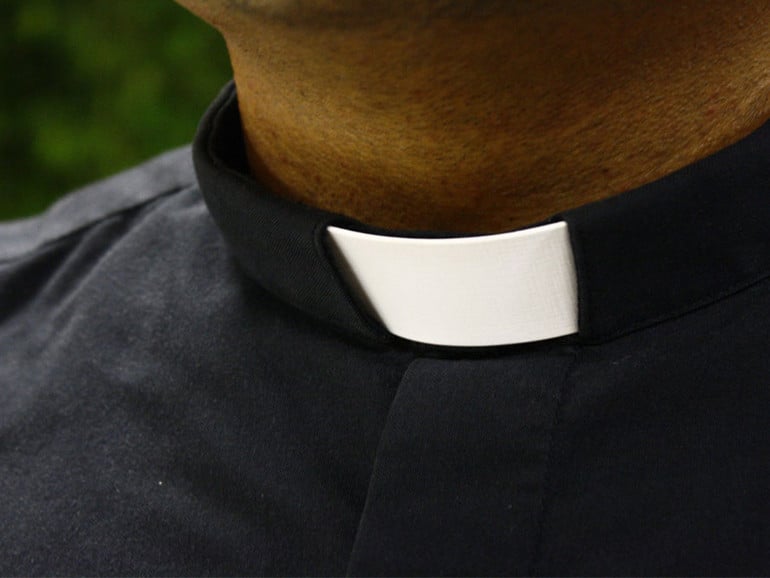 Milano: parroco e volontaria perseguitati al Giambellino, arrestato 21enne