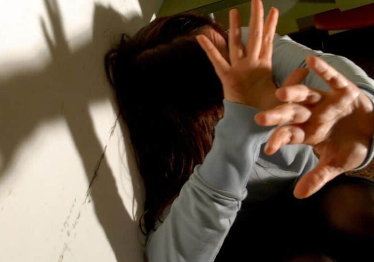 Violenza sessuale nei confronti della ex. Arrestato 50enne dai carabinieri di Vigevano
