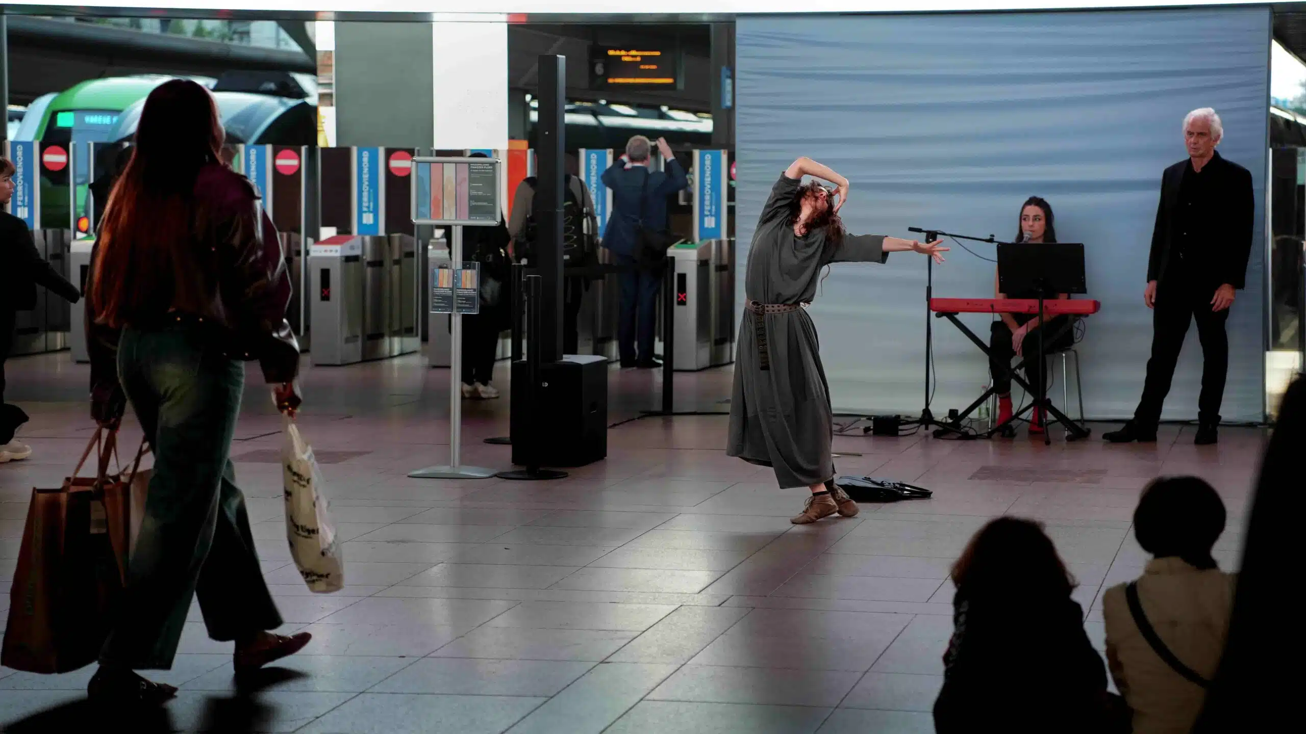 Finazzer Flory stazione di Milano Cadorna 2