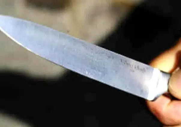 coltello-minacce-generica-1024x576-1-aspect-ratio-535-375