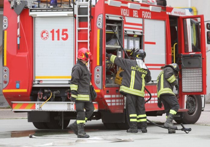 Vigili-del-Fuoco-camion-aspect-ratio-535-375-1