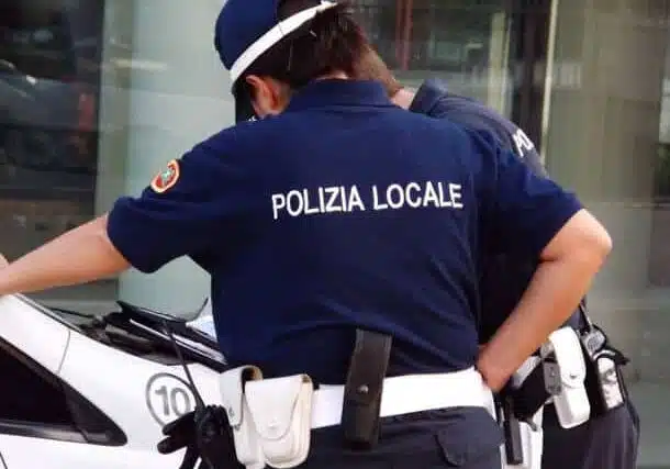 polizia-locale-generica-1228290.610x431-aspect-ratio-535-375