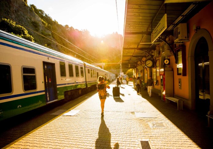 trainu-scaled-aspect-ratio-535-375