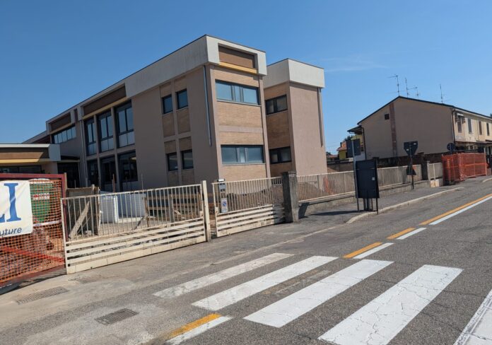scuola-aspect-ratio-535-375