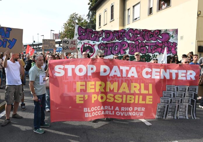 no-data-center-in-corteo-stop-al-saccheggio-del-nostro-territorio-subito-una-moratoria-aspect-ratio-535-375
